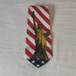 Pascal High‎ Fashion "Lady Liberty" Necktie
